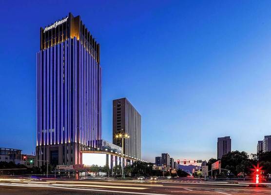 Howard Johnson By Wyndham Longxiang Hotel Ningbo 1