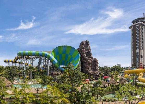 Holiday Inn Resort VANA NAVA HUA HIN by IHG 1