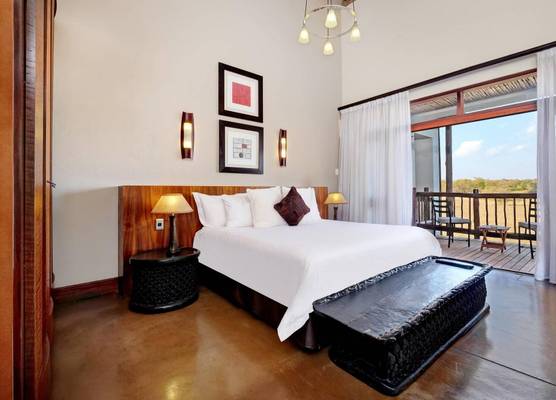 Protea Zebula Lodge 1