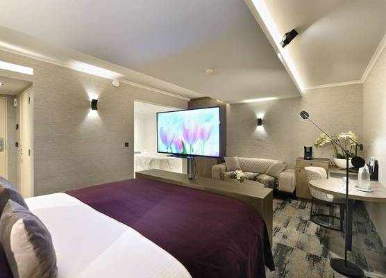 Hotel Charleroi Airport - Van Der Valk 1