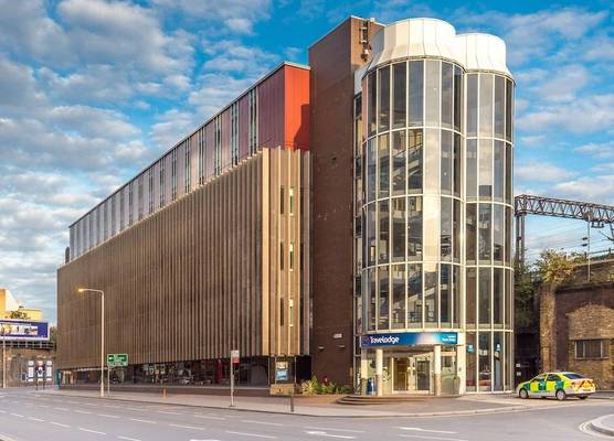 Travelodge London Central Tower Bridge 1