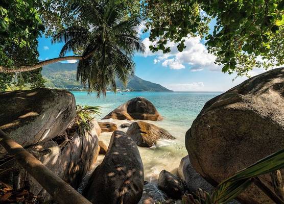 Beach House Beau Vallon 1