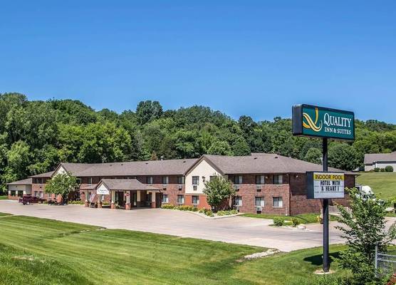 Quality Inn & Suites Decorah 1