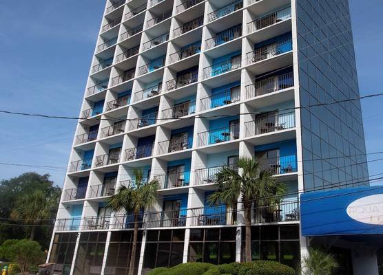 Aqua Beach Inn 1