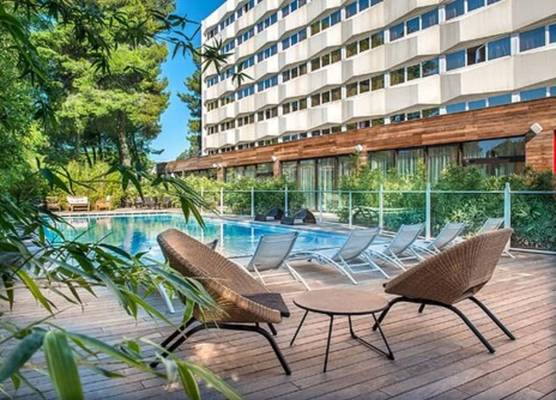 HÔTEL C SUITES chambres spacieuses 1