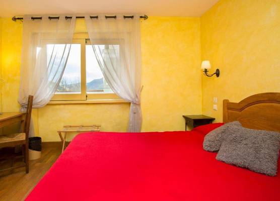 Logis Hôtel Etchemaïté 1