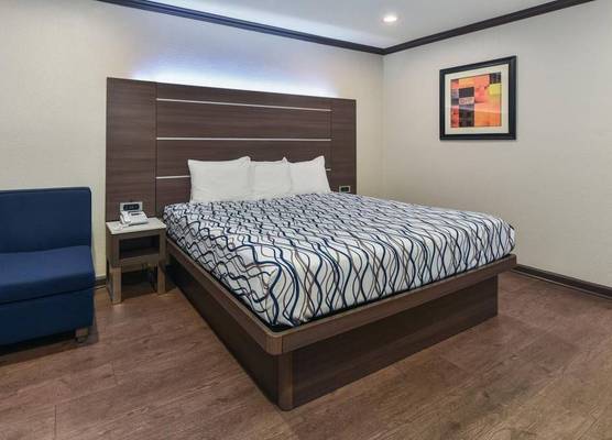 Oak Park Motel 1