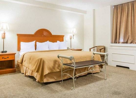 St. Lawrence Hotel 1