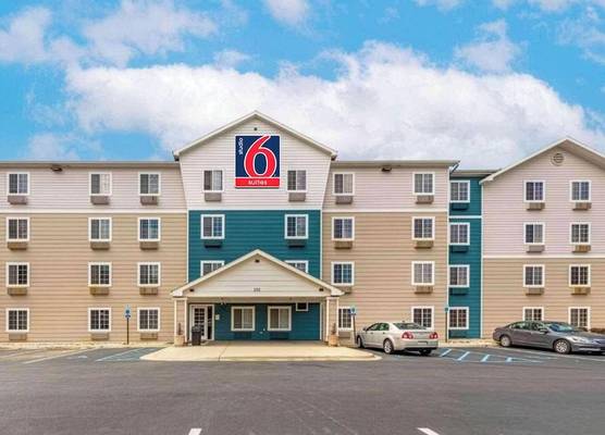 Studio 6 Extended Stay Birmingham Pelham AL 1