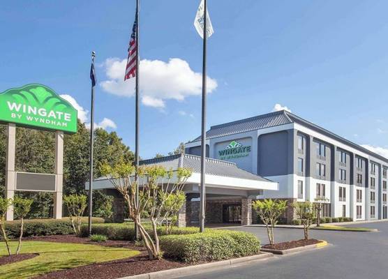 Wingate by Wyndham Charleston Coliseum 1