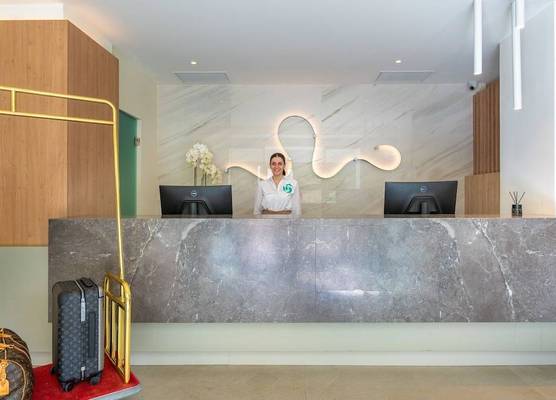 Ammon Zeus Luxury Beach Hotel 1