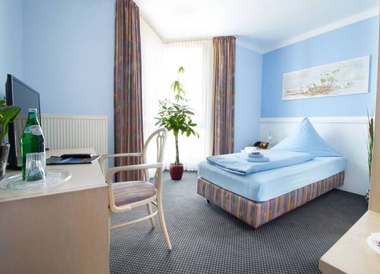 Hotel Zum Eisenhammer 1