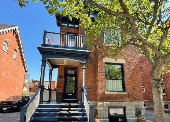 The Century House Bed and Breakfast Ottawa 1