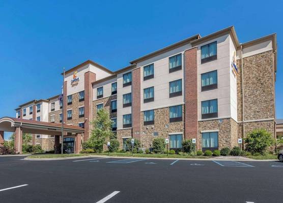 Comfort Suites Bridgeport - Clarksburg 1
