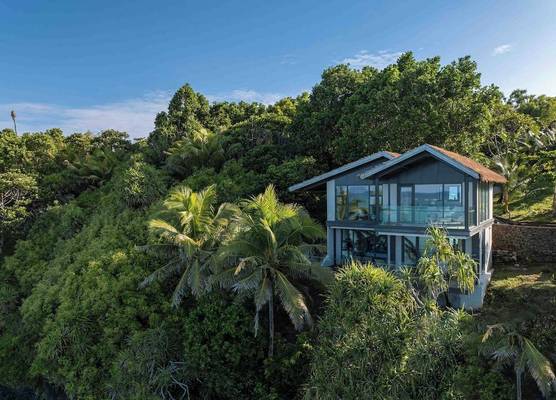 Palau Sunrise Seaview Landison Retreat 1