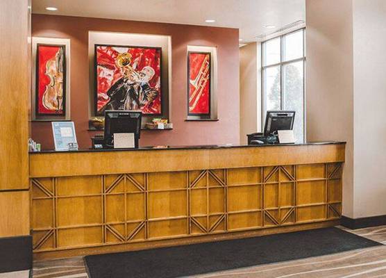 Chicago South Loop Hotel 1