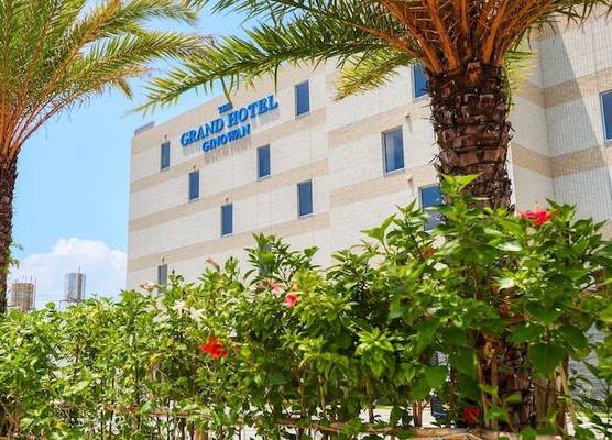 THE GRAND HOTEL GINOWAN 1