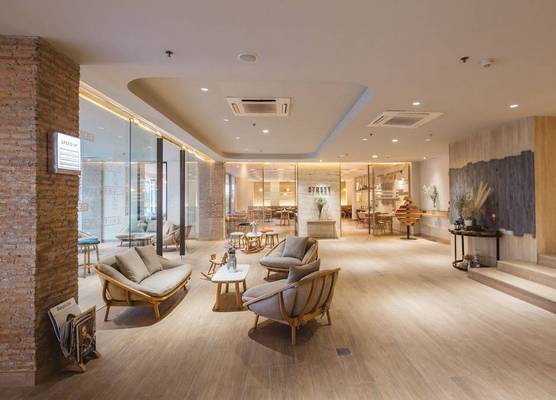 Clef Hotel Bangkok 1