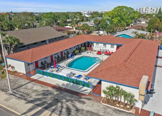 Sun Island Motel 1