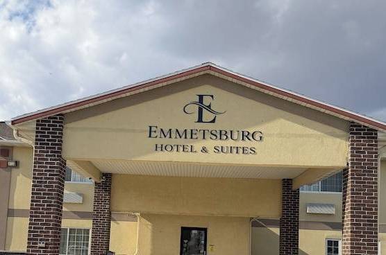 Emmetsburg Hotel & Suites 1