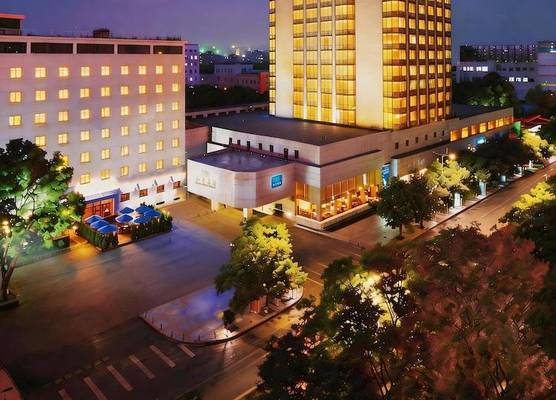 Peace Hotel Beijing 1