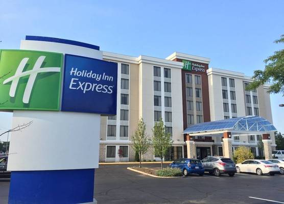 Holiday Inn Express CHICAGO NW - ARLINGTON HEIGHTS by IHG 1
