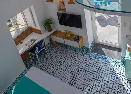 Petrea Lifestyle Suites 1