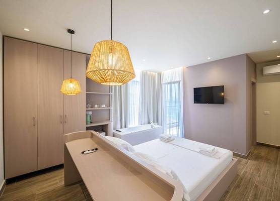 Mirage Bay Deluxe Saranda 1