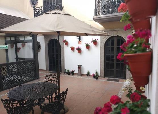 Suites Sevilla 1