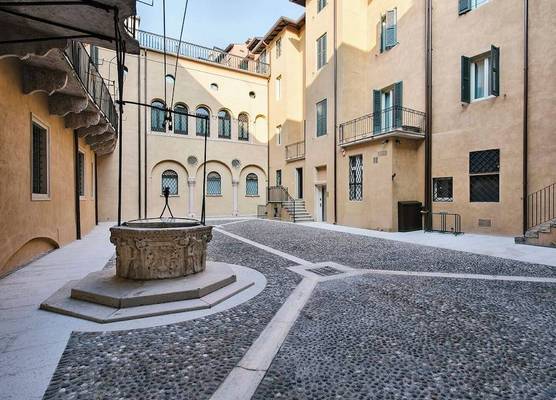 Palazzo Confalonieri da Lisca 1