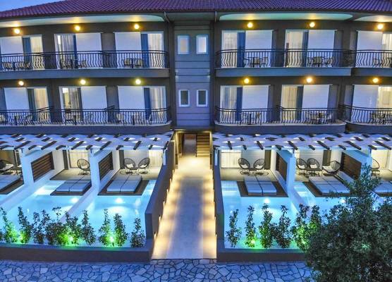 Royal Hotel and Suites 1