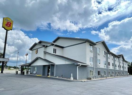 Super 8 by Wyndham Corbin KY 1
