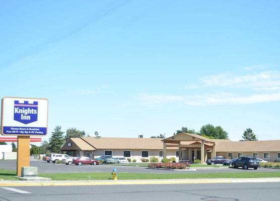 Knights Inn Quincy 1