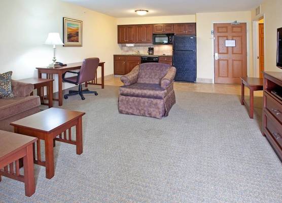 Staybridge Suites ELKHART NORTH by IHG 1
