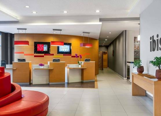 Ibis Bursa 1
