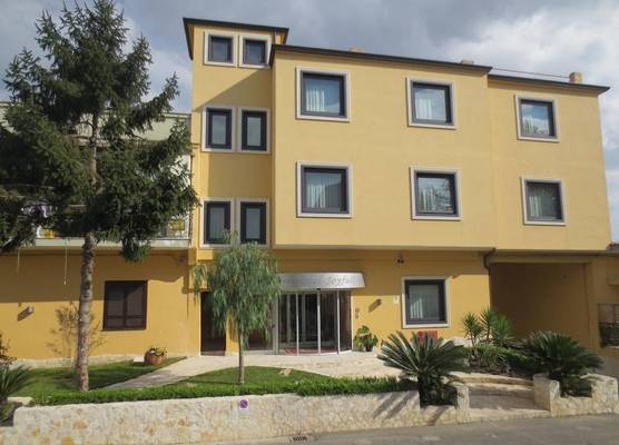 Hotel Joyfull 1