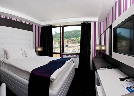 Grand Hotel Shumen 1