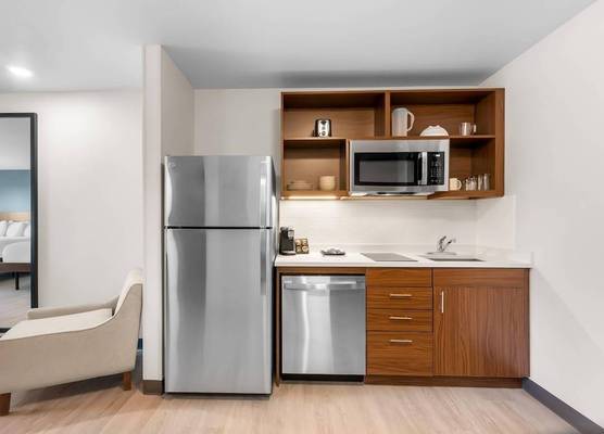 Everhome Suites Cheyenne by Choice Hotels 1
