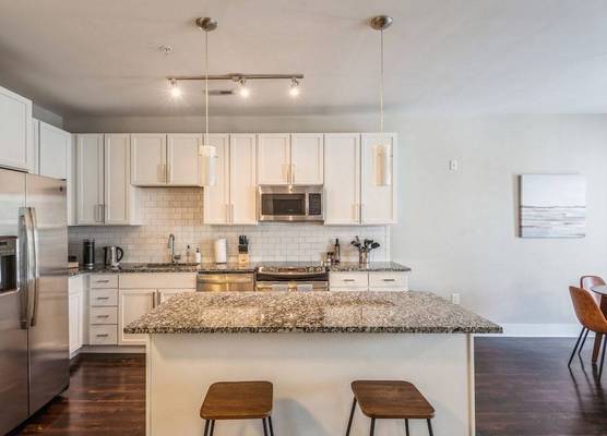 Kasa Dilworth Charlotte 1
