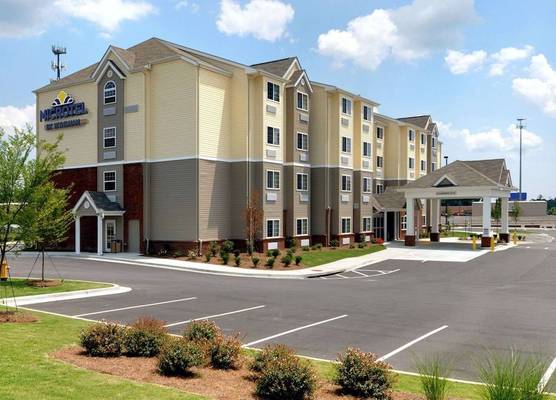 Microtel Inn & Suites by Wyndham Columbus Near Fort Benning 1