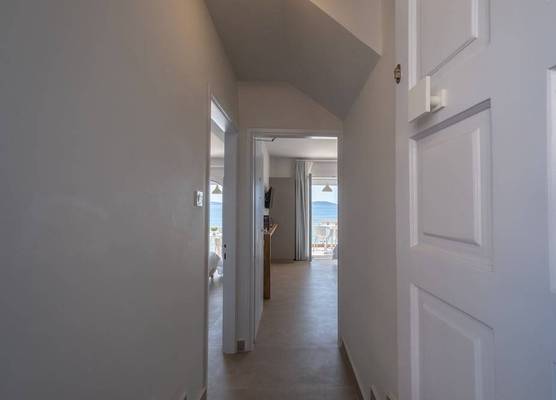 Nelly's Apartments 1