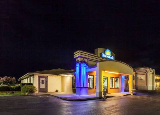 Days Inn by Wyndham El Reno 1