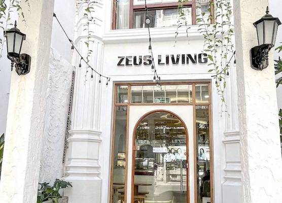 Zeus Living Central Hotel 1