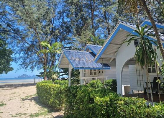 PAN Beachfront Resort Krabi 1