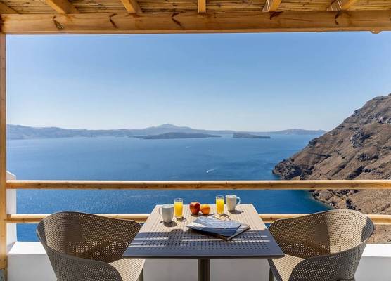 Evanthia Best View Thirassia Island Hotel 1