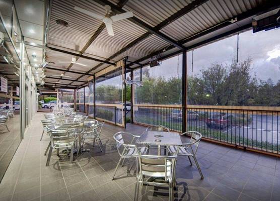 Statesman Hotel 1