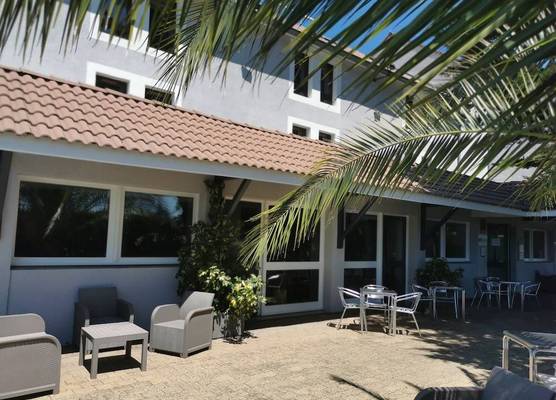 Brit Hotel Confort Pau Lons 1
