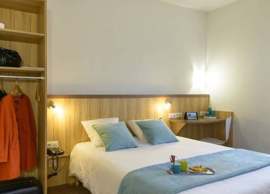 Brit Hotel Reims Croix Blandin 1