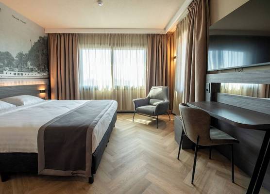 Bastion Hotel Dordrecht Papendrecht 1