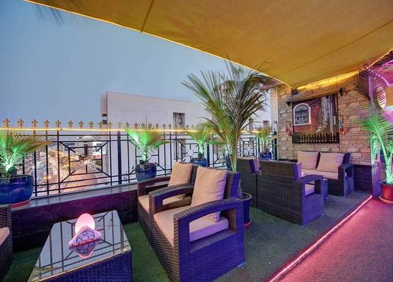 Palm Beach Hotel 1